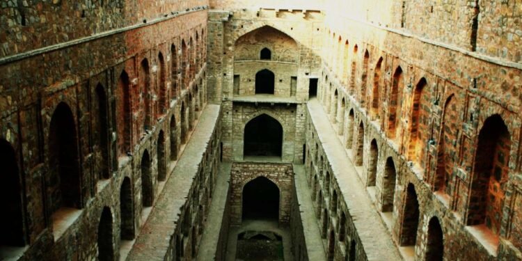 Top 10 Hounted Places In India.