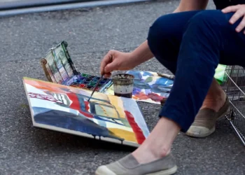 Artist painting related to interview with artist Trejavu