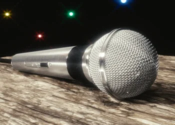 Microphone for an in-depth artist interview