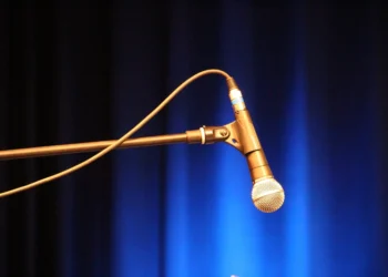 Microphone on stage for a rising Dallas music artist
