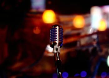 Microphone related to singer Hootan Hashemi