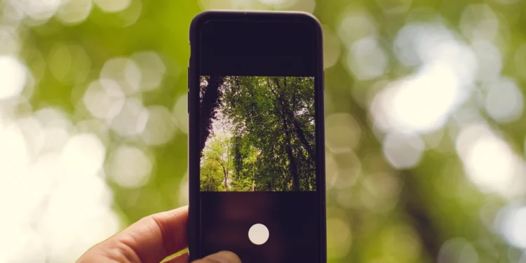 Taking photos with a smartphone to store online