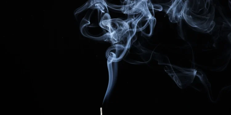 Smoke related to how to fix your vape from spitting and popping