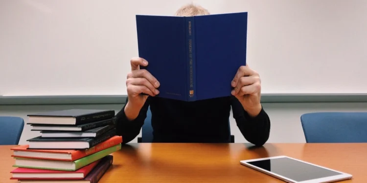 Studying related to personal tutoring vs general public education
