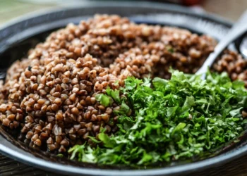 Healthy superfoods that support healthy hair