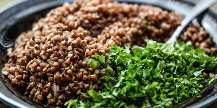 Healthy superfoods that support healthy hair